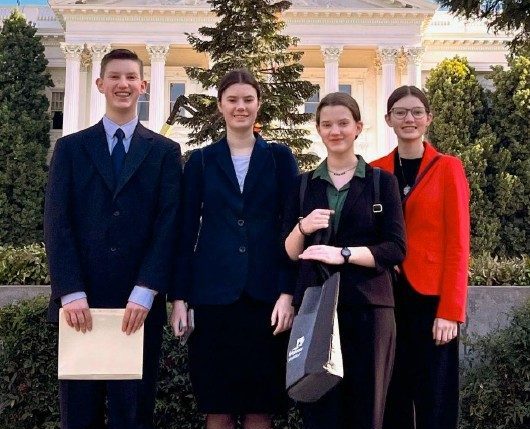 Teens in front of Sacramento Capitol